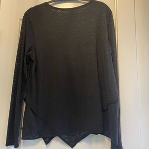 Lululemon women’s top.